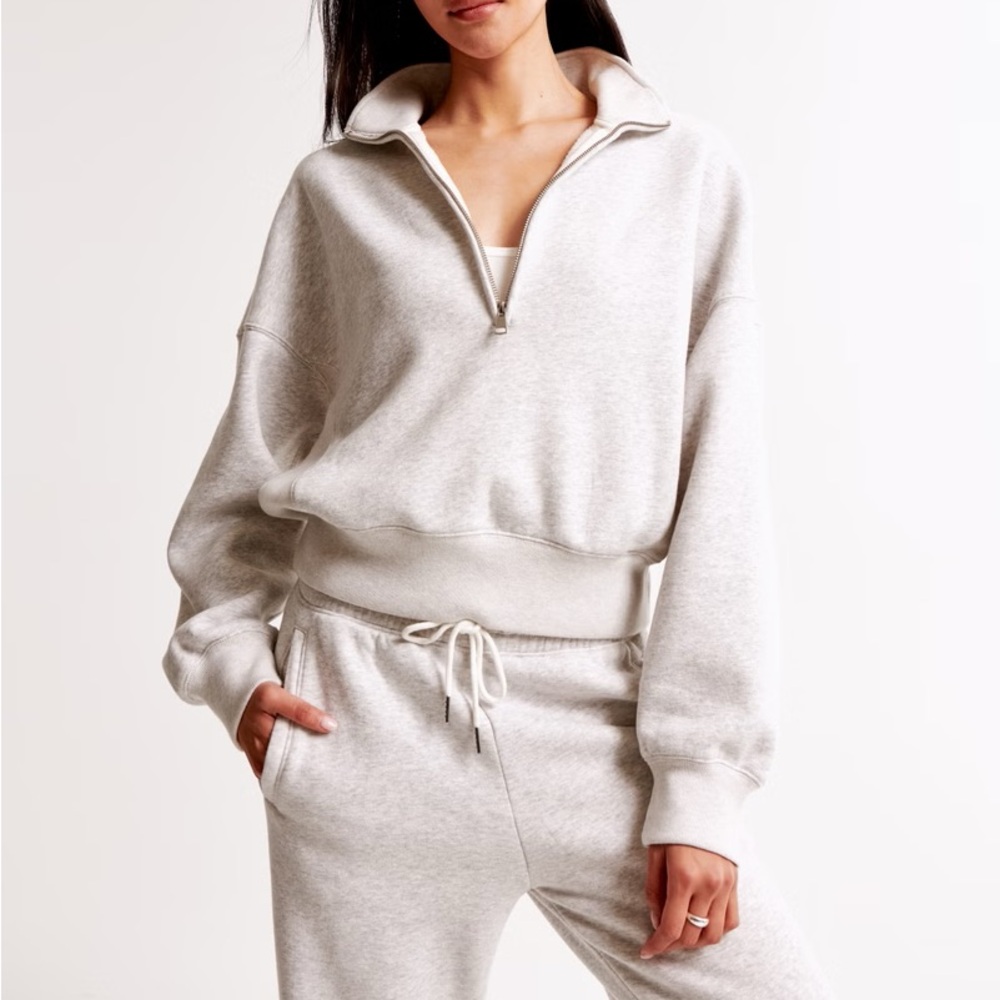 Abercrombie Essential Sunday Half-Zip